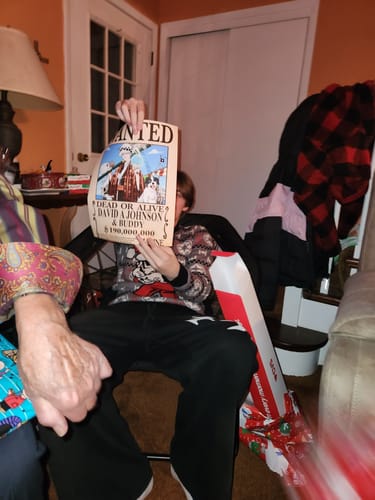 Customer photo review of One-Piece Wanted Poster Portrait